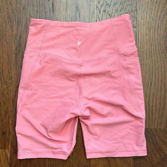 NWOT - Old Navy Active Powersoft High Waist Bike Shorts Size M - Picture 2 of 6
